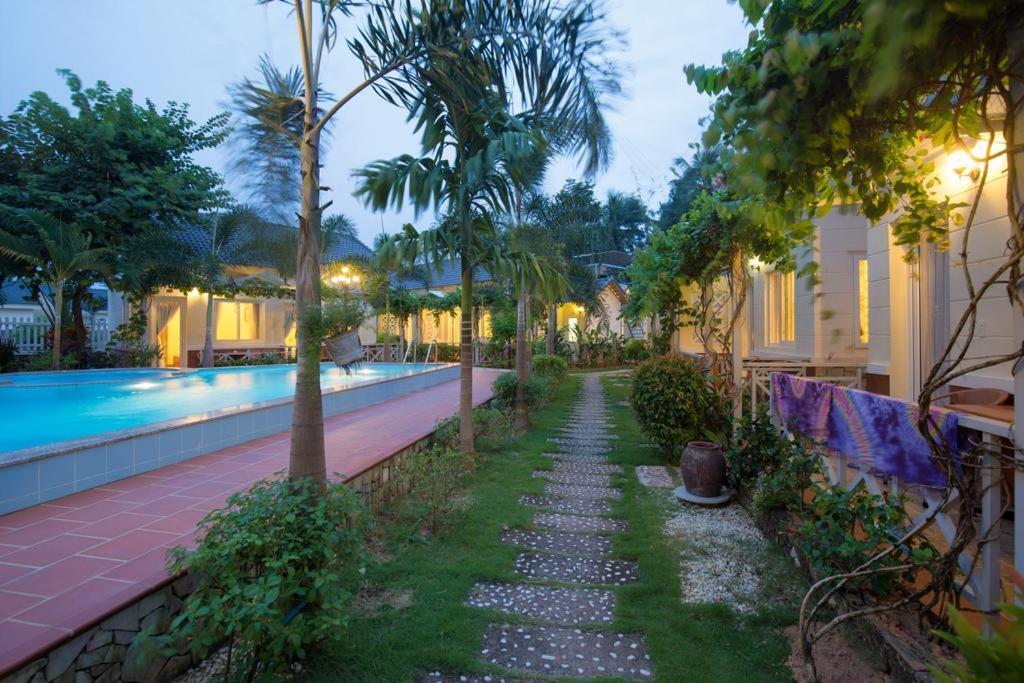 Blue Paradise Bungalow Phu Quoc Bagian luar foto